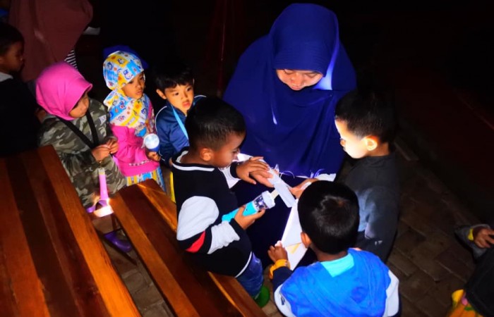 kelas_malam_KBTK_satmerbak_02